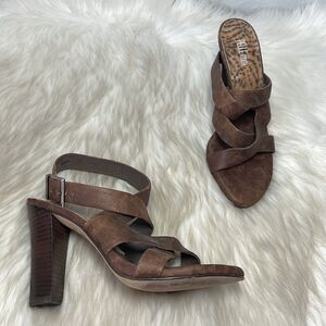 Pelle Moda Brown Criss Cross Strap Heeled Sandals Sz 7